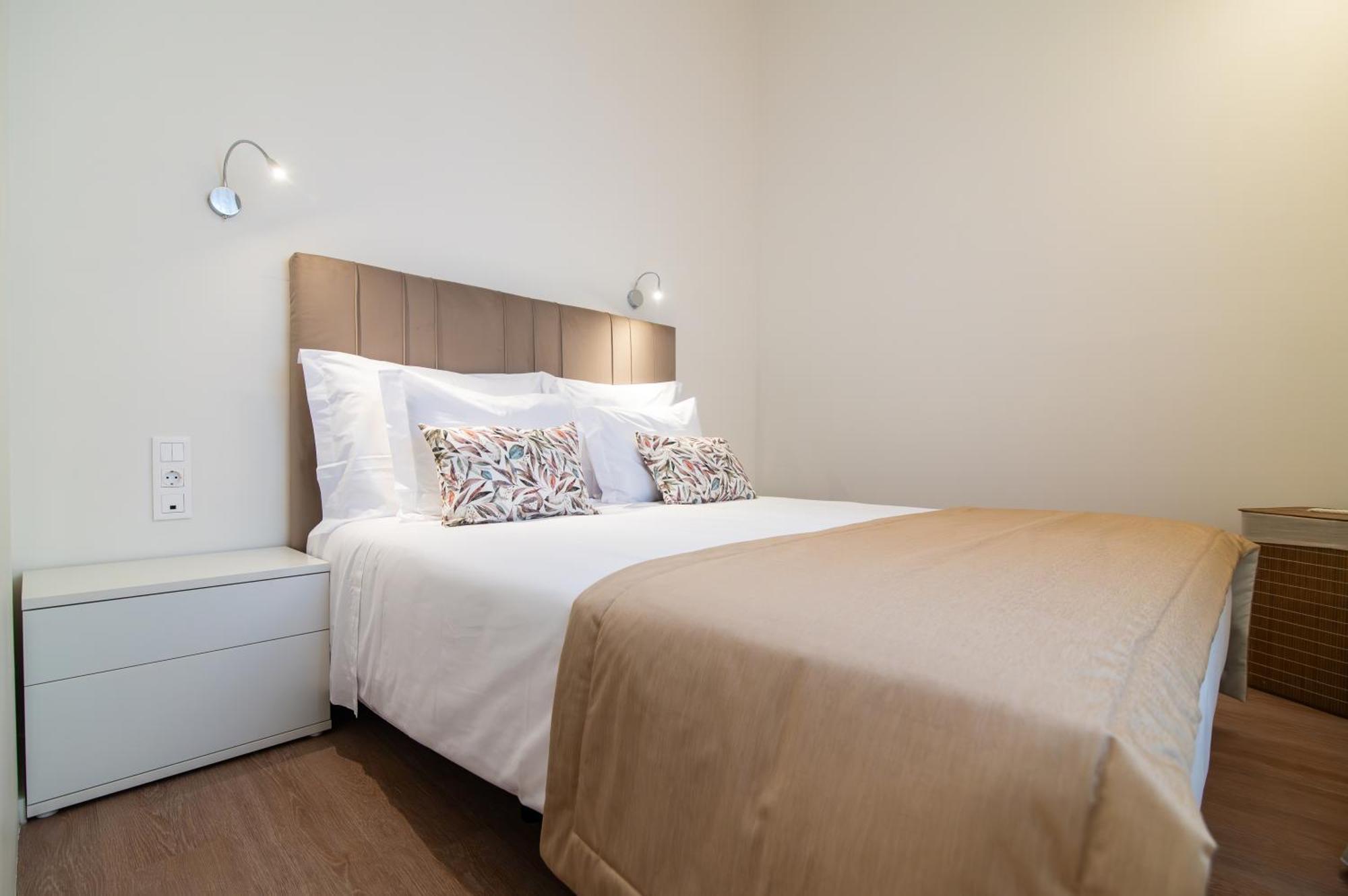 Azoriani City Hostel Ponta Delgada Экстерьер фото