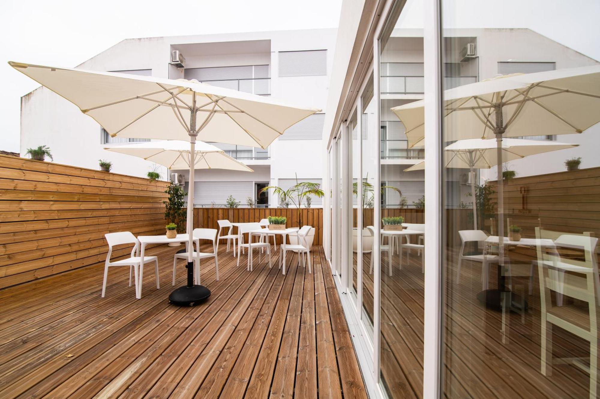 Azoriani City Hostel Ponta Delgada Экстерьер фото
