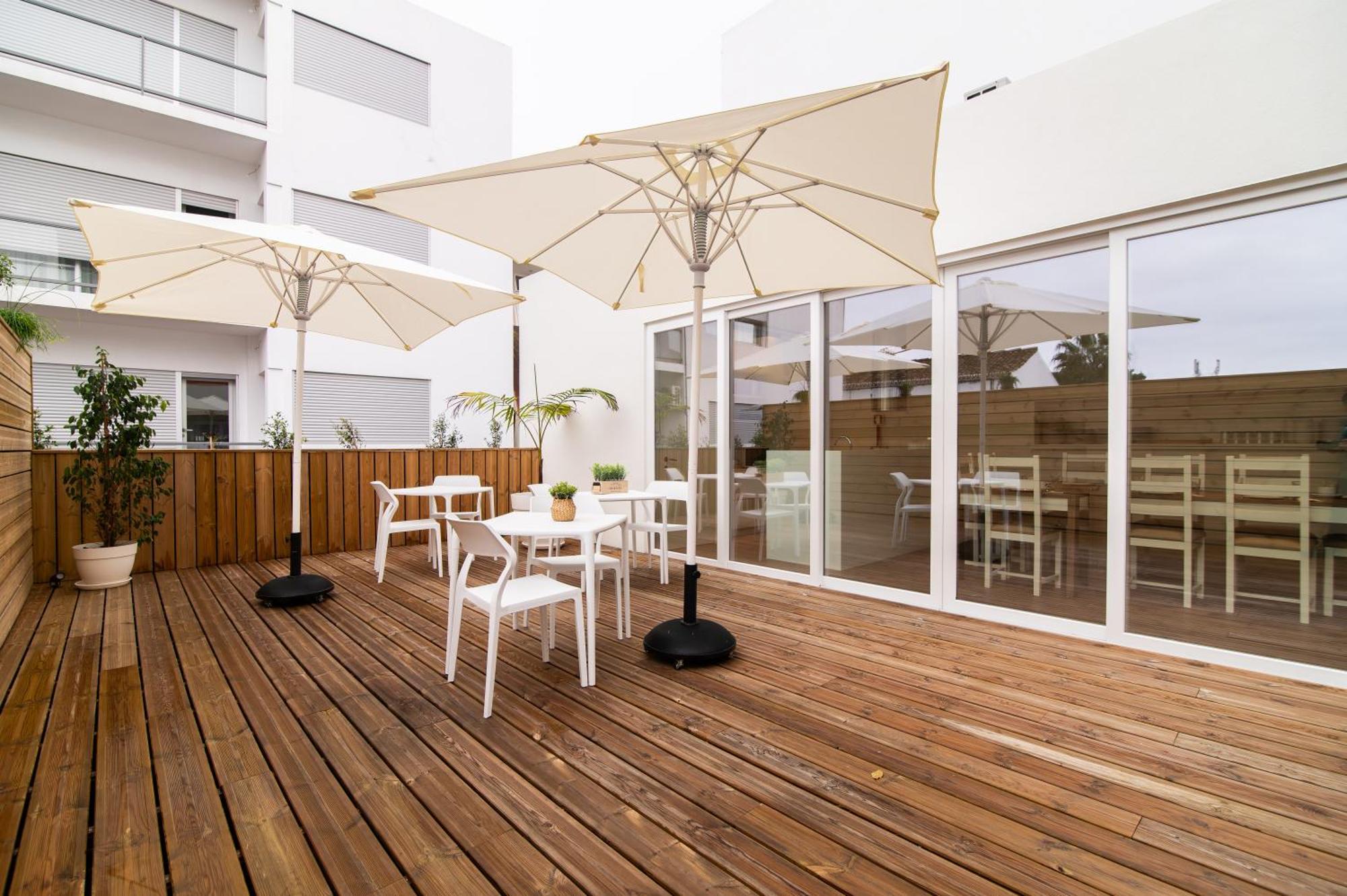 Azoriani City Hostel Ponta Delgada Экстерьер фото